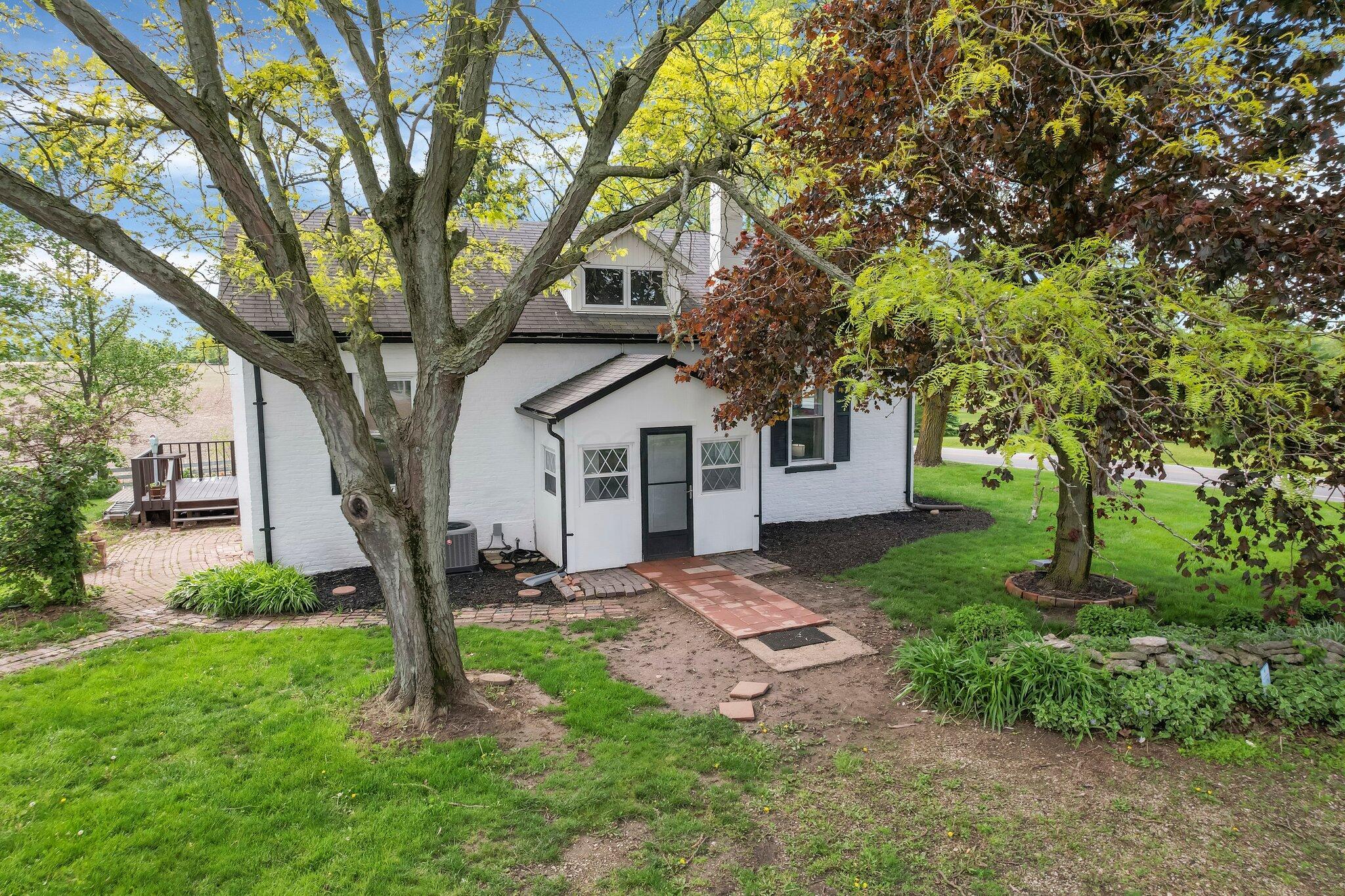 3775 Old Springfield Road, London, Ohio image 25