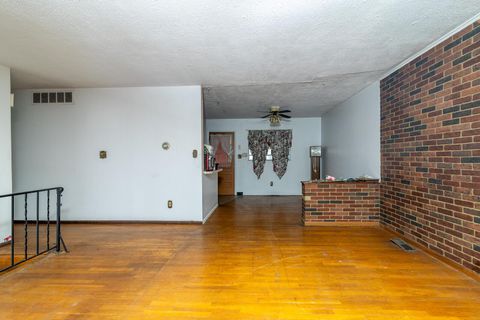 Tiny photo for 5548 Roche Drive, Columbus, OH 43229 (MLS # 225044551)