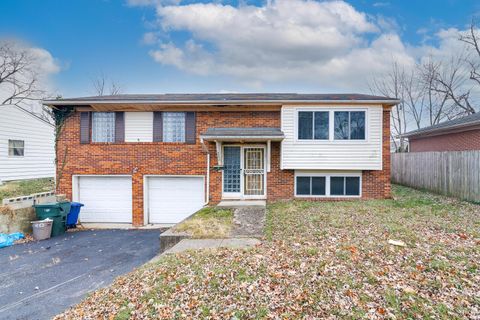 Photo of 5548 Roche Drive, Columbus, OH 43229 (MLS # 225044551)