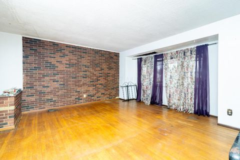 Tiny photo for 5548 Roche Drive, Columbus, OH 43229 (MLS # 225044551)