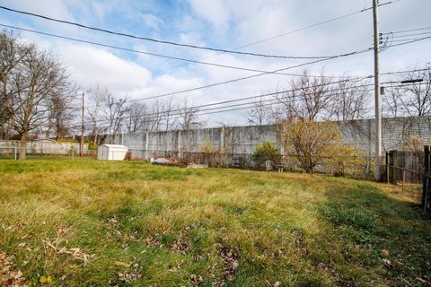 Tiny photo for 5548 Roche Drive, Columbus, OH 43229 (MLS # 225044551)