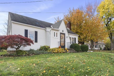 Tiny photo for 27 Woodland Avenue, Delaware, OH 43015 (MLS # 225041748)