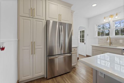 Tiny photo for 27 Woodland Avenue, Delaware, OH 43015 (MLS # 225041748)