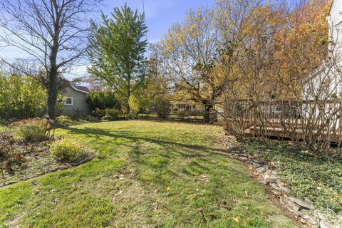 Tiny photo for 27 Woodland Avenue, Delaware, OH 43015 (MLS # 225041748)