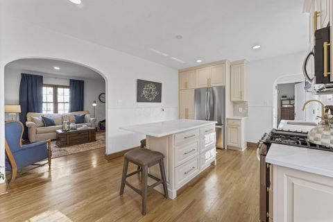 Tiny photo for 27 Woodland Avenue, Delaware, OH 43015 (MLS # 225041748)