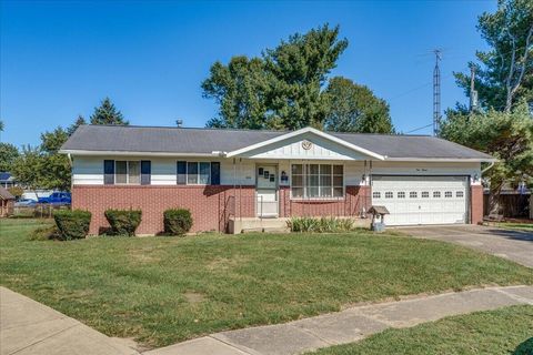 Photo of 913 Roosevelt Court, Newark, OH 43055 (MLS # 225039016)