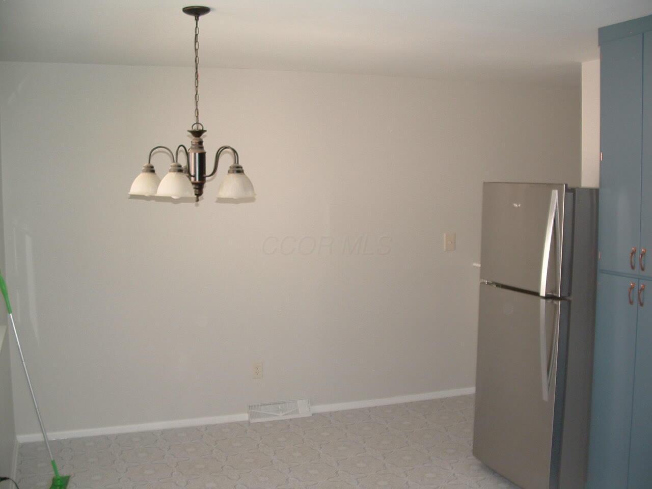 62 Fieldpoint Road, Heath, Ohio image 12