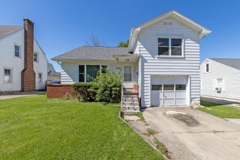 Photo of 730 S Myrtle Avenue, Willard, OH 44890 (MLS # 226036614)