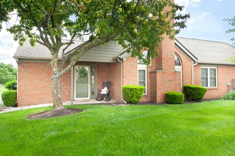 Condo For Sale - 2373 Sportsman Drive<br/> Grove City, OH 43123
