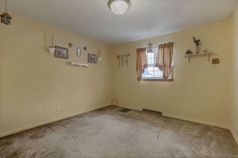 Tiny photo for 3020 Meadowbrook Drive NE, Lancaster, OH 43130 (MLS # 225045542)