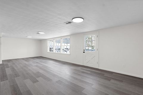 Tiny photo for 1246 Southport Drive, Columbus, OH 43235 (MLS # 225044409)