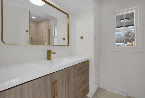 Tiny photo for 1246 Southport Drive, Columbus, OH 43235 (MLS # 225044409)