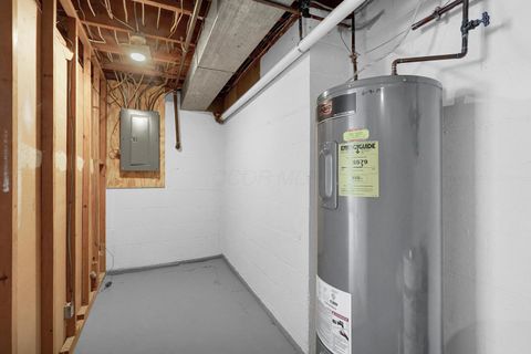 Tiny photo for 1246 Southport Drive, Columbus, OH 43235 (MLS # 225044409)