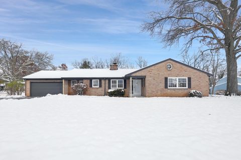 Photo of 1246 Southport Drive, Columbus, OH 43235 (MLS # 225044409)