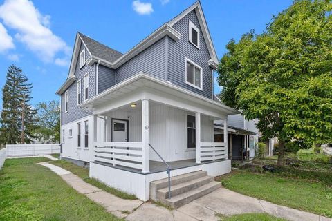 Photo of 69 Rodgers Avenue, Columbus, OH 43222 (MLS # 225040521) Photo of 69 Rodgers Avenue, Columbus, OH 43222 (MLS # 225040521)