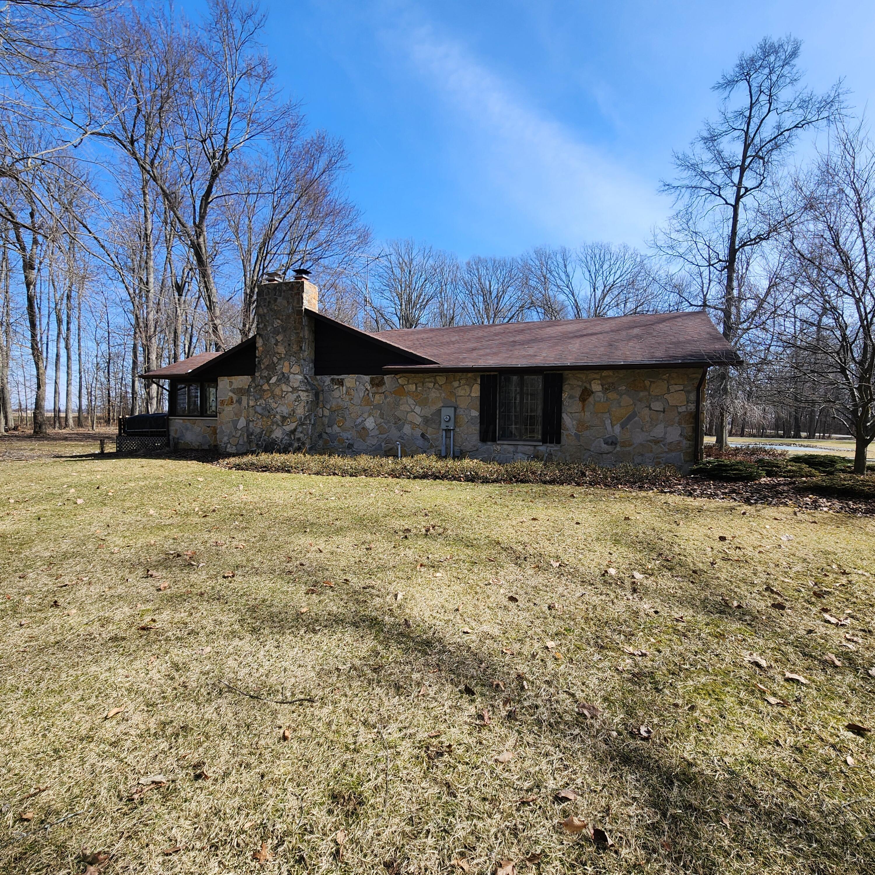 4574 Galion New Winchester Road, Galion, Ohio image 3