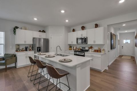 Tiny photo for 573 Penwell Drive, Delaware, OH 43015 (MLS # 225039472)