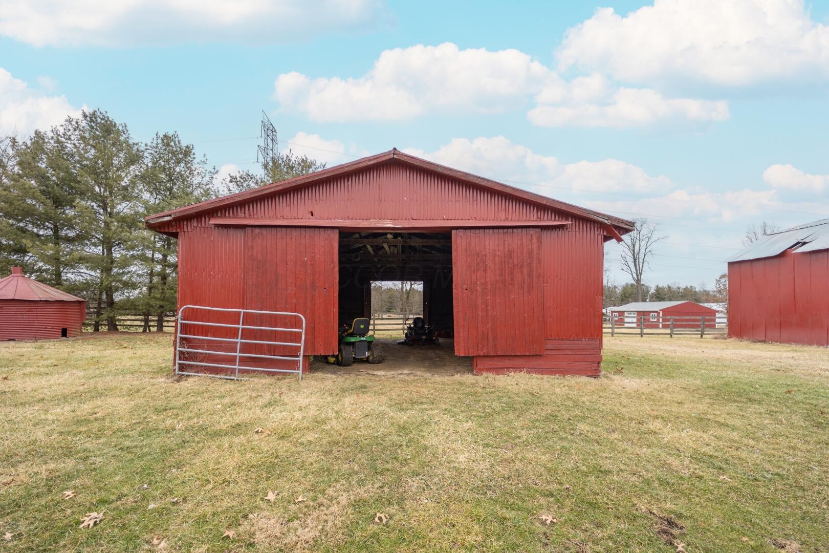 11951 Center Village Road, Westerville, Ohio image 25