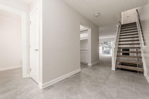 Tiny photo for 2491 Calais Way, Columbus, OH 43235 (MLS # 225040256)