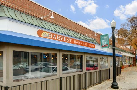 Tiny photo for 76 E Lakeview Avenue, Columbus, OH 43202 (MLS # 226002150)