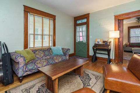 Tiny photo for 76 E Lakeview Avenue, Columbus, OH 43202 (MLS # 226002150)