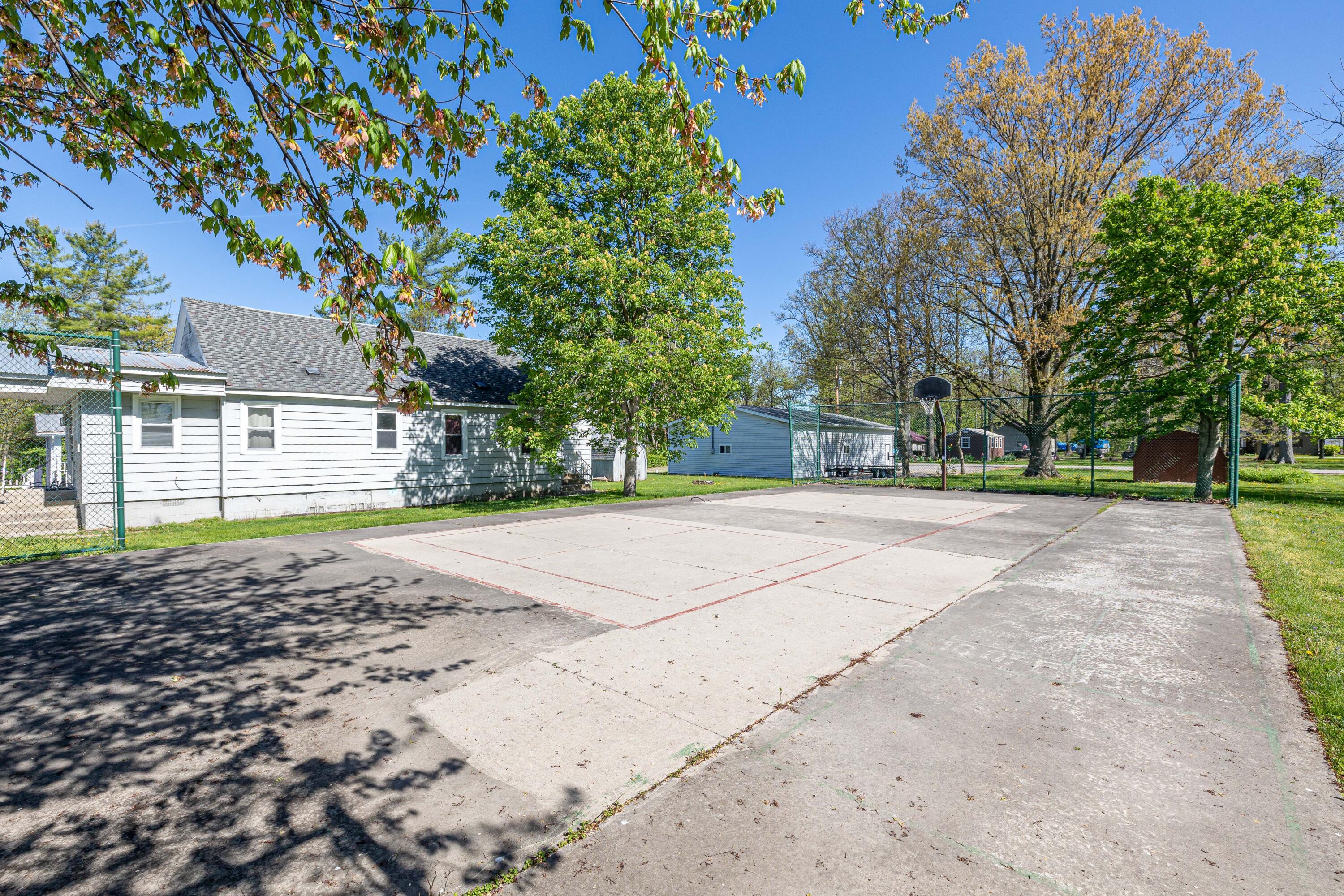 10125 Seminole Shore Drive, Huntsville, Ohio image 8