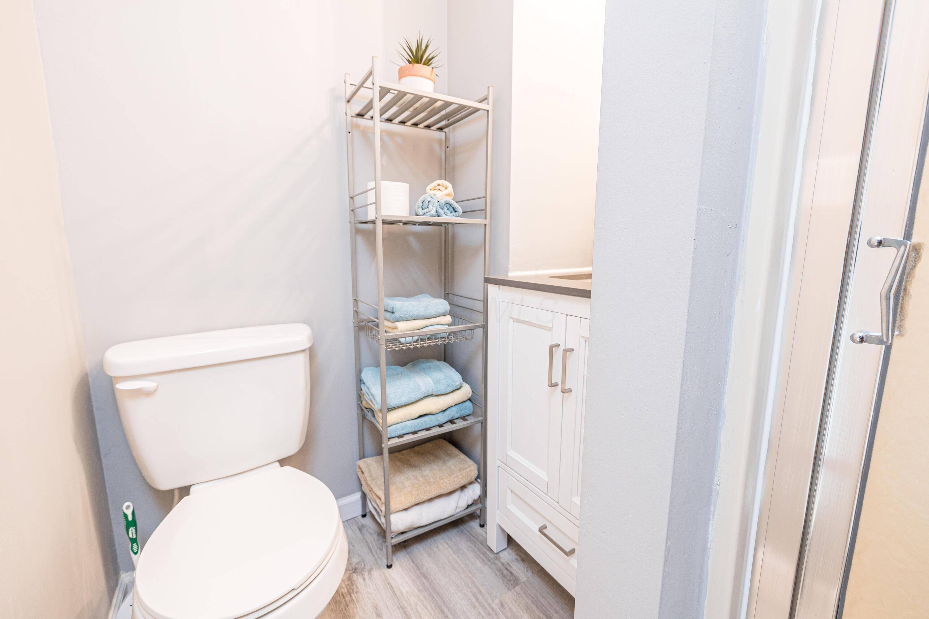 10125 Seminole Shore Drive, Huntsville, Ohio image 39