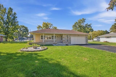 Photo of 5291 Bixby Road, Canal Winchester, OH 43110 (MLS # 226038747)