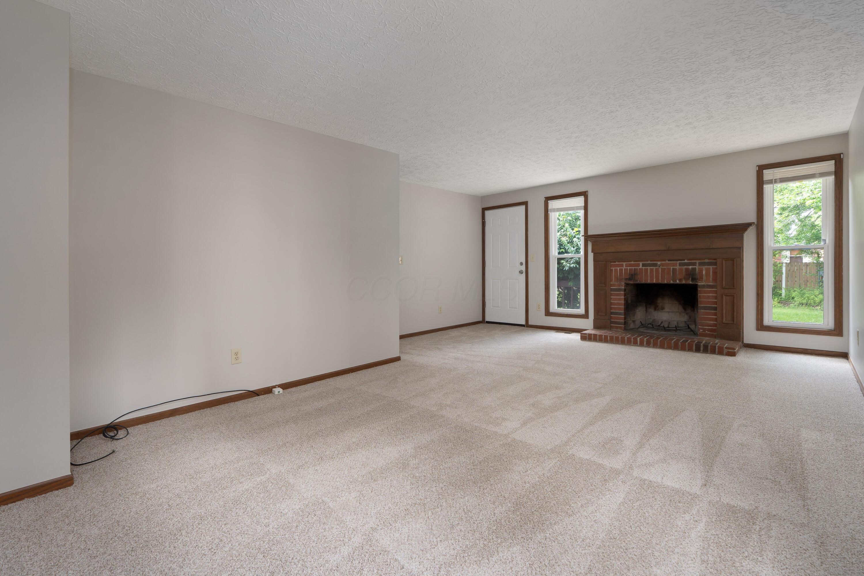 7552 Deer Creek Drive, Columbus, Ohio image 22