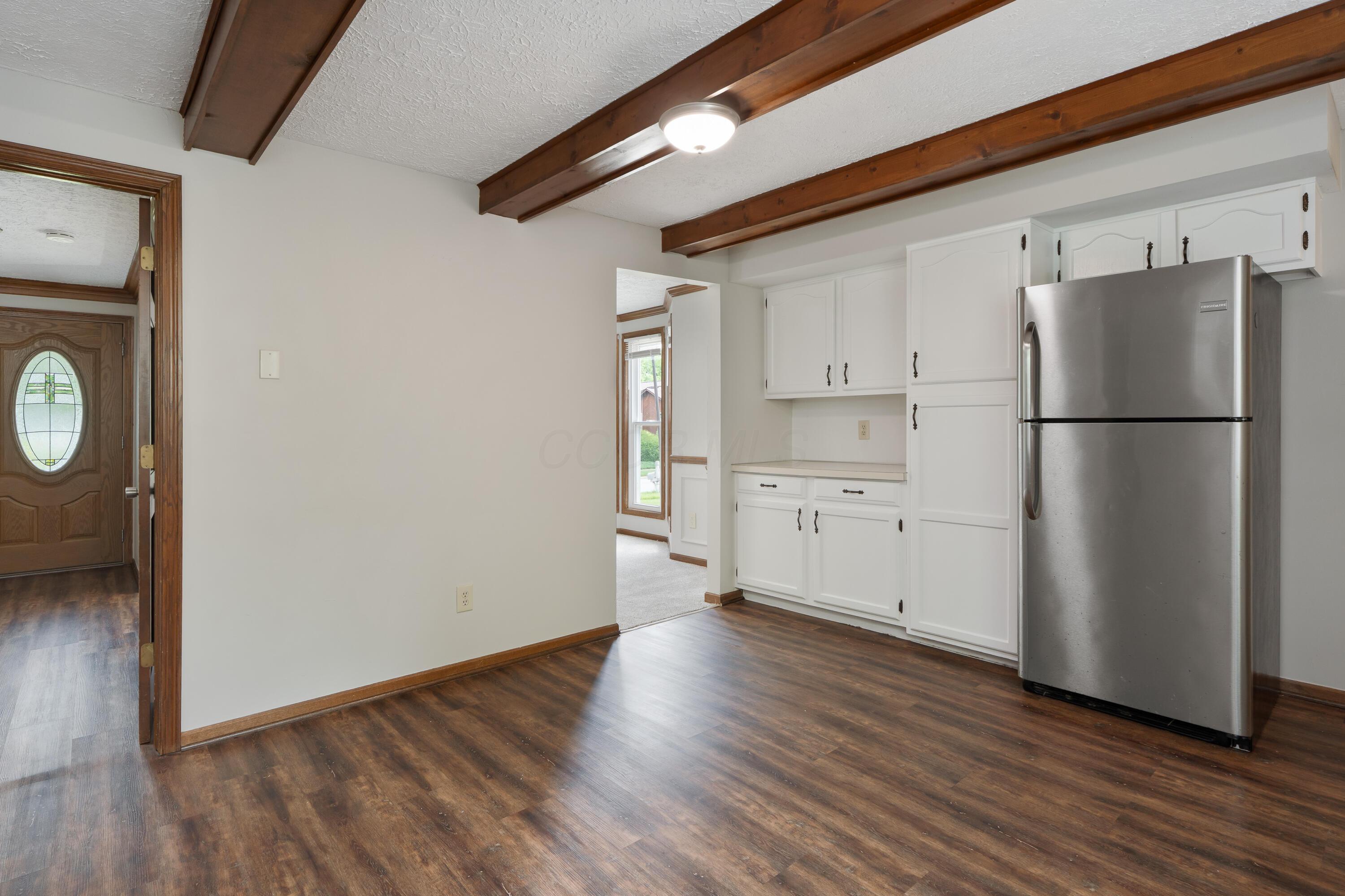 7552 Deer Creek Drive, Columbus, Ohio image 19