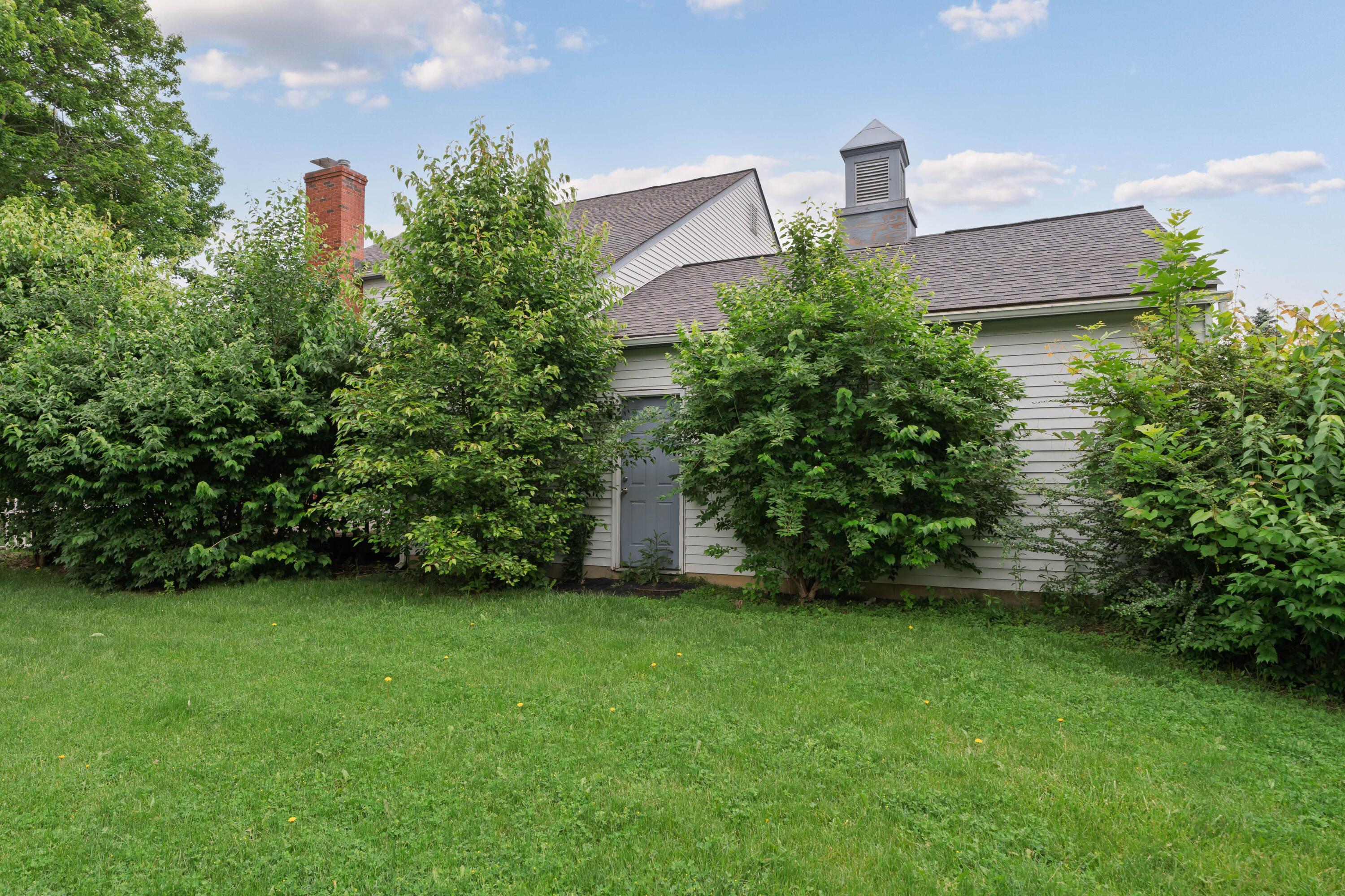 7552 Deer Creek Drive, Columbus, Ohio image 41