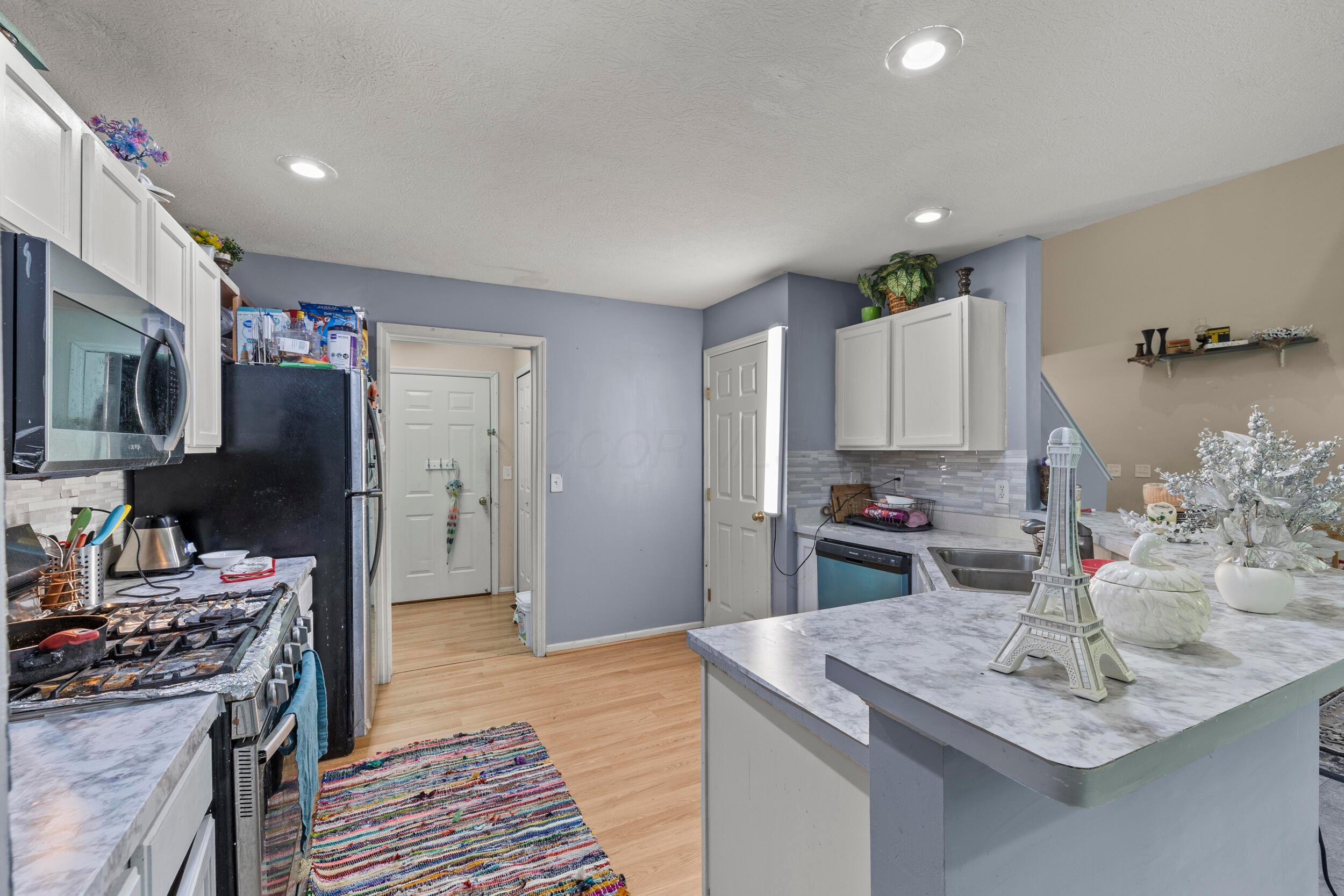 5067 Vinings Boulevard, Dublin, Ohio image 10