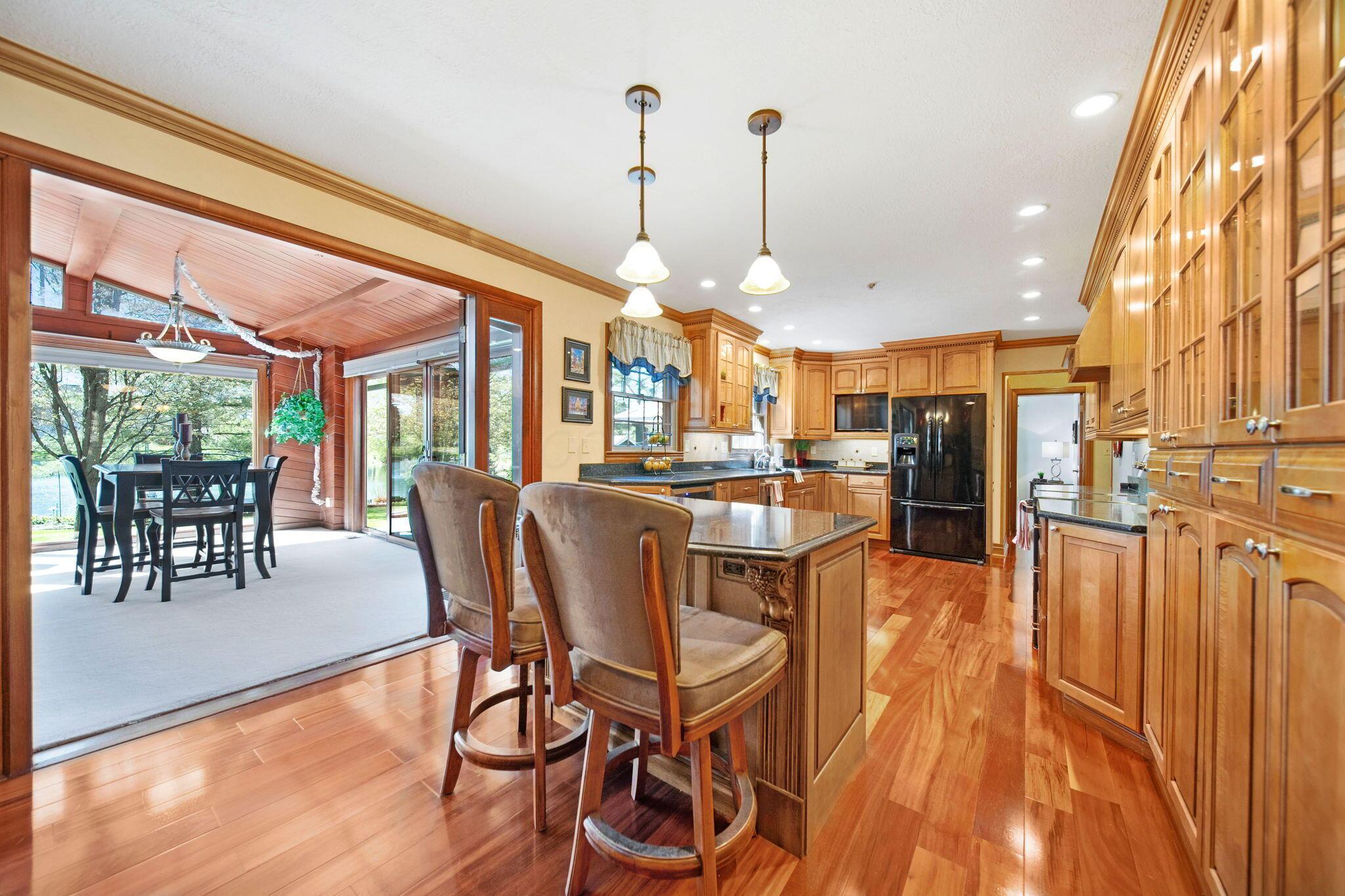 5553 Pheasant Drive, Orient, Ohio image 25