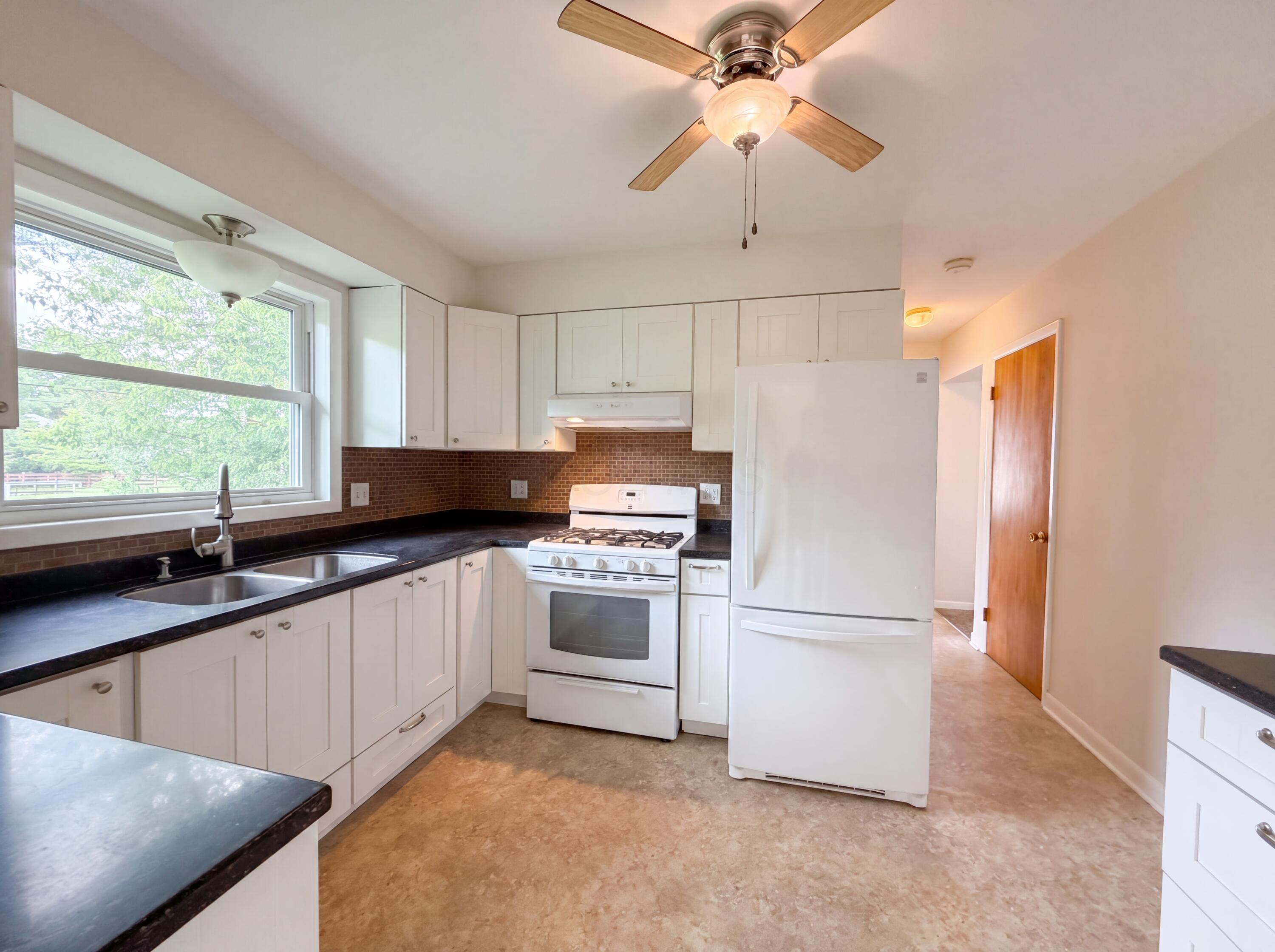 325 Kanawha Road