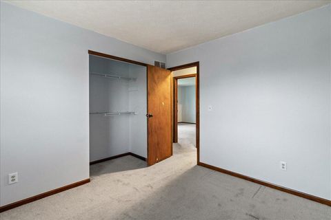 Tiny photo for 6560 Schenk Avenue, Reynoldsburg, OH 43068 (MLS # 225043836)