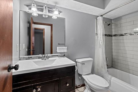 Tiny photo for 6560 Schenk Avenue, Reynoldsburg, OH 43068 (MLS # 225043836)