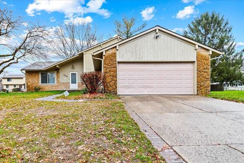 Photo of 6560 Schenk Avenue, Reynoldsburg, OH 43068 (MLS # 225043836)