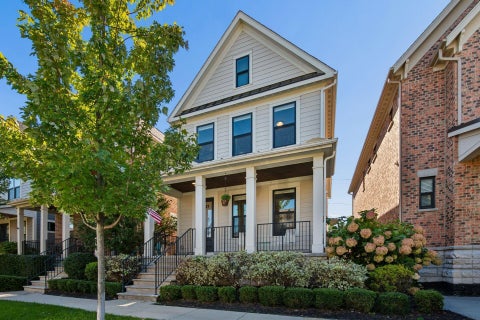 Photo of 927 Pullman Place, Grandview Heights, OH 43212 (MLS # 226038137)