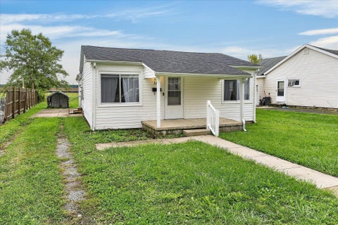 Tiny photo for 119 W Ohio Avenue W, Washington Court House, OH 43160 (MLS # 226036217)