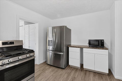 Tiny photo for 119 W Ohio Avenue W, Washington Court House, OH 43160 (MLS # 226036217)