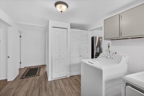 Tiny photo for 119 W Ohio Avenue W, Washington Court House, OH 43160 (MLS # 226036217)