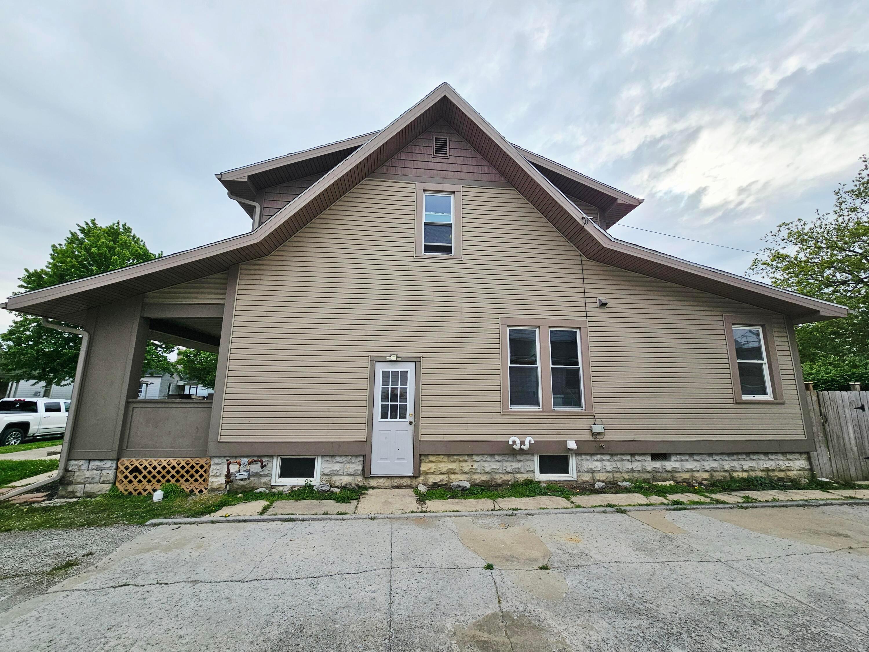 426 E Paint Street