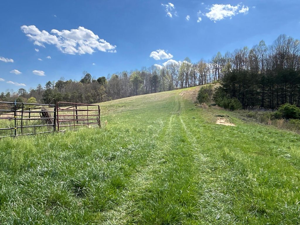 Photo of 1322 Peniel Road, Patriot, OH 45658 (MLS # 226013595)