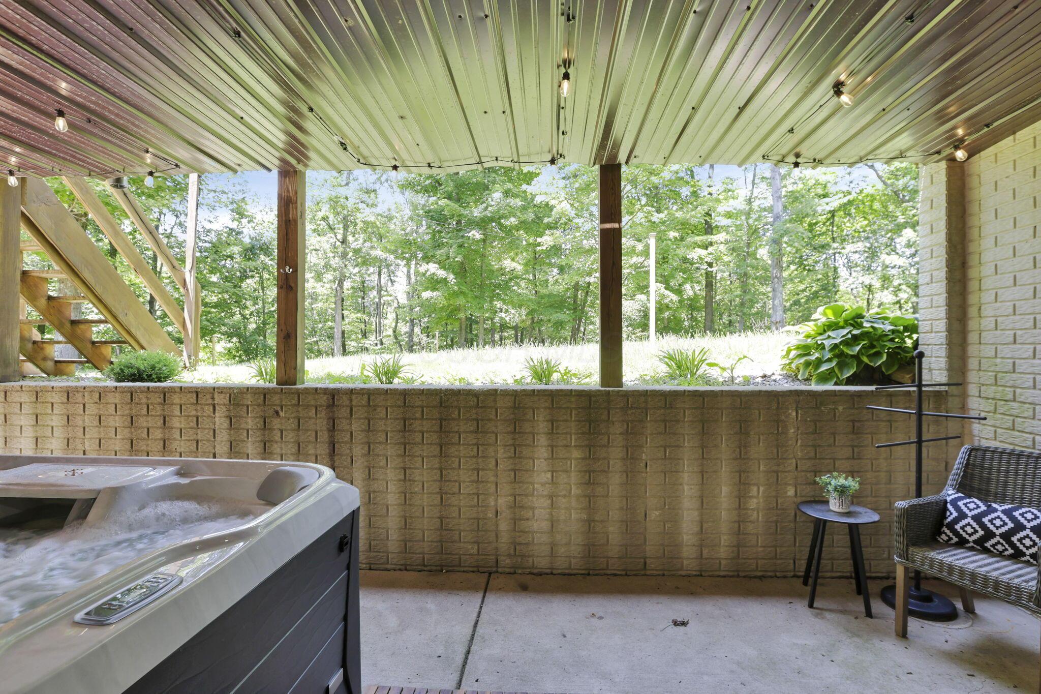 22925 Sams Creek Road, Laurelville, Ohio image 47