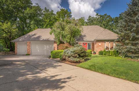 Photo of 451 Valleyview Court, Westerville, OH 43081 (MLS # 226029935)