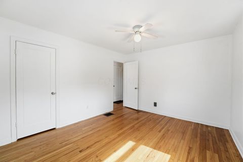 Tiny photo for 796 E Kenworth Road, Columbus, OH 43224 (MLS # 226004367)