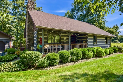 Photo of 2630 Red Fox, Duncan Falls, OH 43734 (MLS # 226033947)