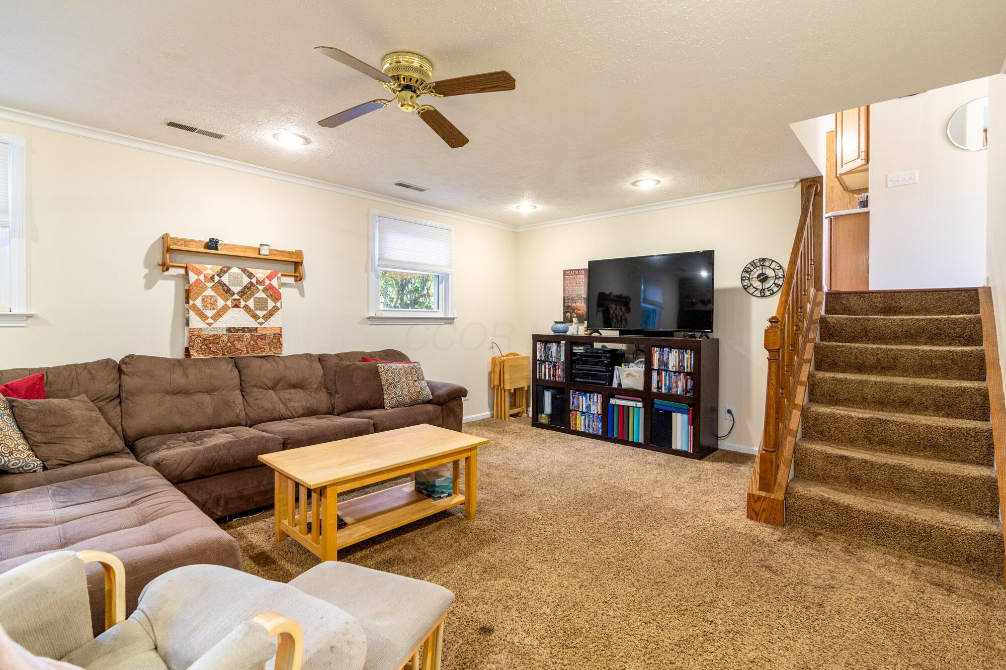 783 Millstone Lane, Mount Vernon, Ohio image 24