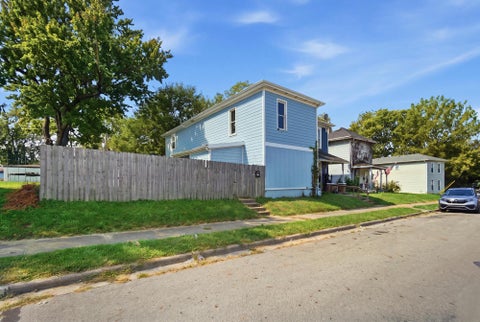 Tiny photo for 1075 Kenton Street, Springfield, OH 45505 (MLS # 226033598)