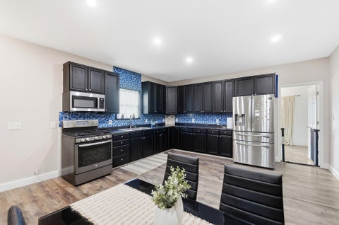 Tiny photo for 1075 Kenton Street, Springfield, OH 45505 (MLS # 226033598)
